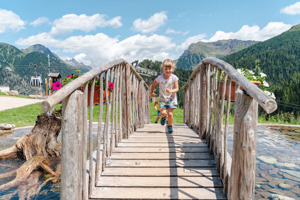 ApTValdiFassa 038 PATRICIA RAMIREZ 04225 ApTValdiFassa 038 PATRICIA RAMIREZ 04225