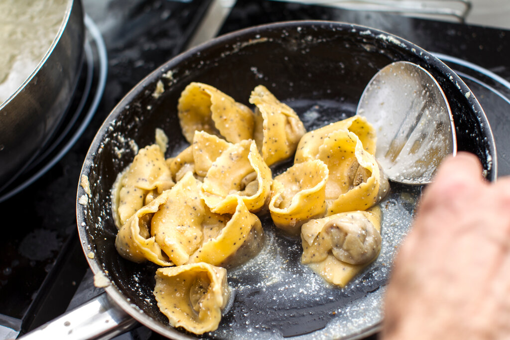 Cucina tipica Ravioli in padella