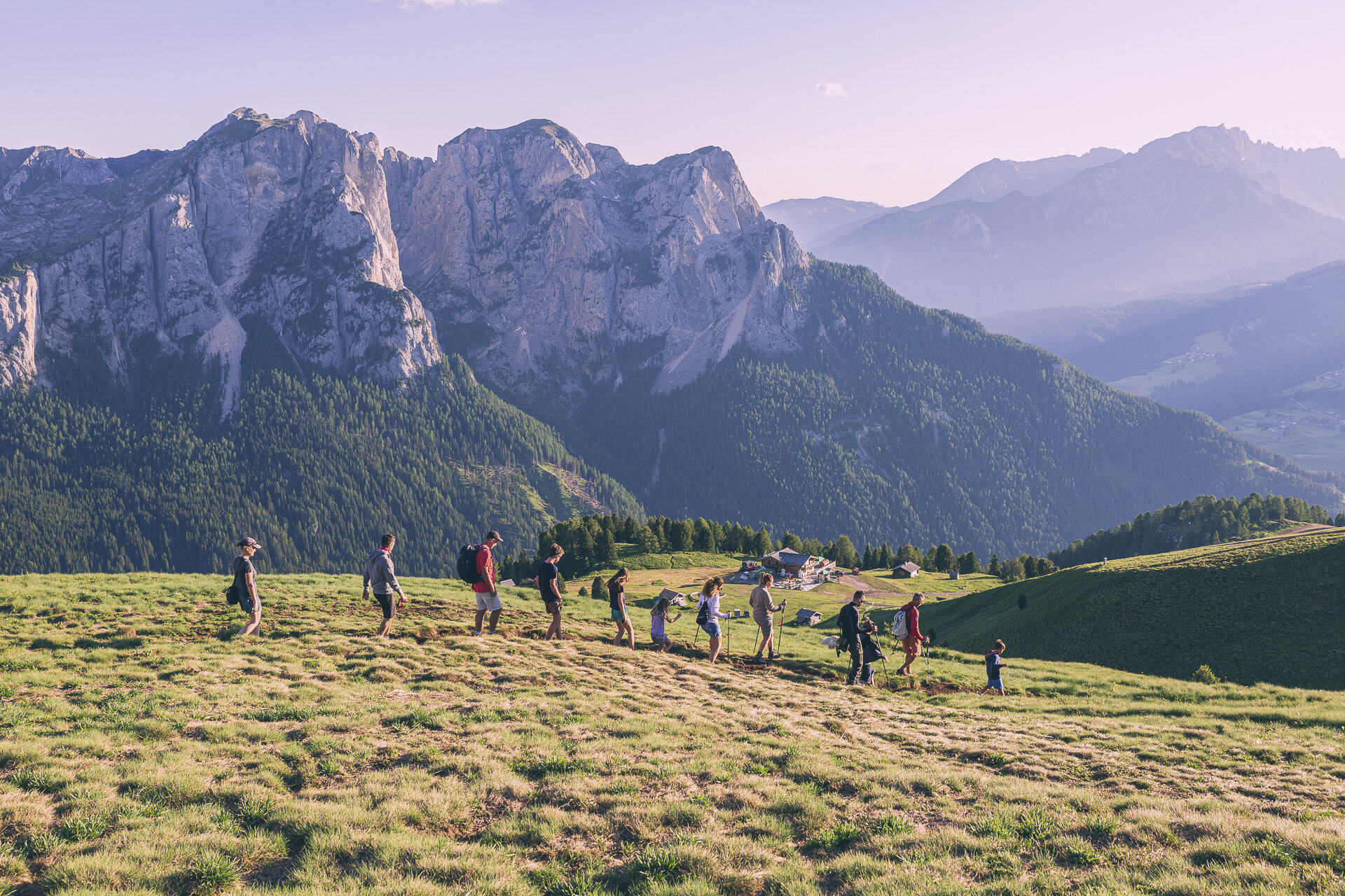 Trekking Buffaure | © Patricia Ramirez  - Archivio Immagini ApT Val di Fassa Trekking estivo al Buffaure in Val di Fassa | © Patricia Ramirez  - Archivio Immagini ApT Val di Fassa