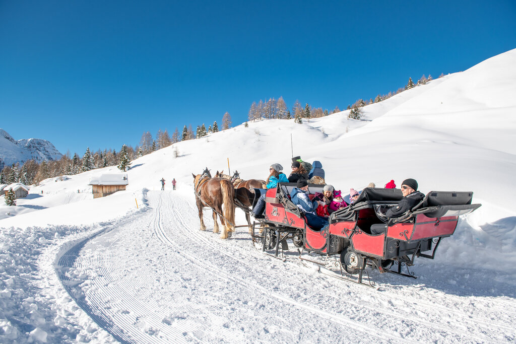 Content Dam Org 3 Images Full Rights Outdoor Defrancesco Michele Gite In Slitta Aptvaldifassa 36 Mattia Rizzi 1591 Content Dam Org 3 Images Full Rights Outdoor Defrancesco Michele Gite In Slitta Aptvaldifassa 36 Mattia Rizzi 1591