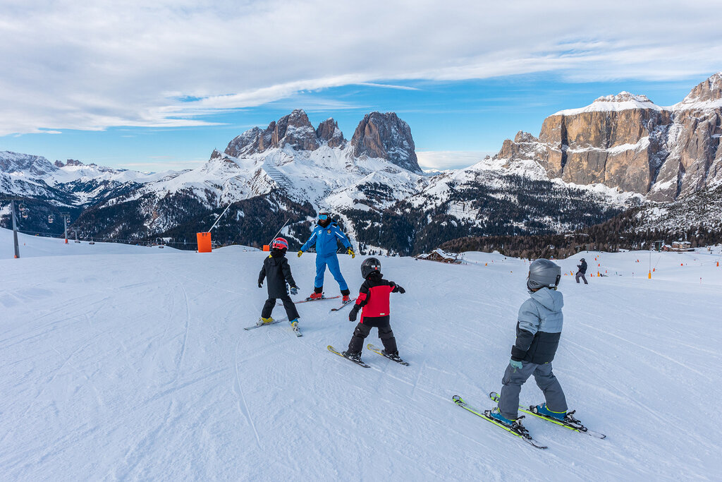 Content Dam Org 3 Images Full Rights Scuole Di Sci  Scuola Sci Canazei Marmolada Scuola Sci Canazei 04 Content Dam Org 3 Images Full Rights Scuole Di Sci  Scuola Sci Canazei Marmolada Scuola Sci Canazei 04